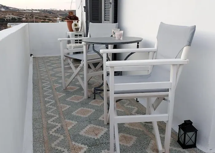 Apartment Legacy Adamantas (Milos)